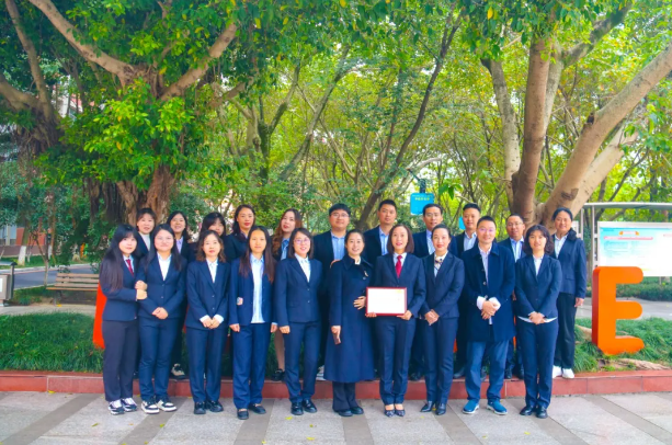 星教育 | 從“一”開(kāi)始，以愛(ài)育才：德外不變的情懷，用六年影響一生！